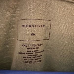 Quicksilver men's xxl t-shirt.  Great condition.